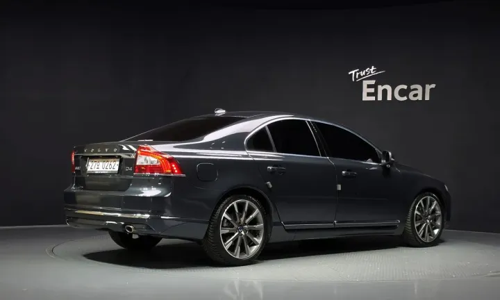 Volvo S80