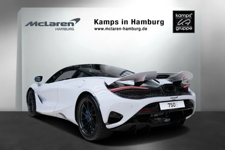McLaren 750S