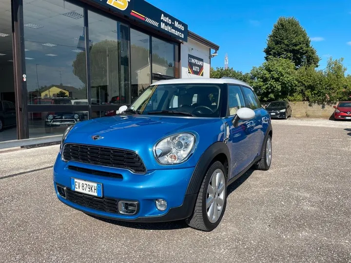 MINI Countryman D (Cooper)