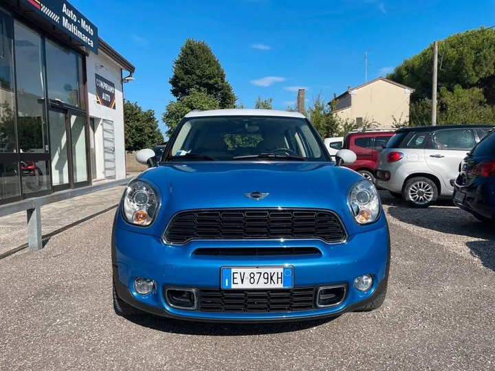 MINI Countryman D (Cooper)
