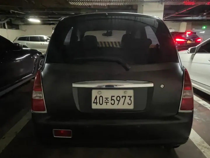 Daihatsu Mira Gino
