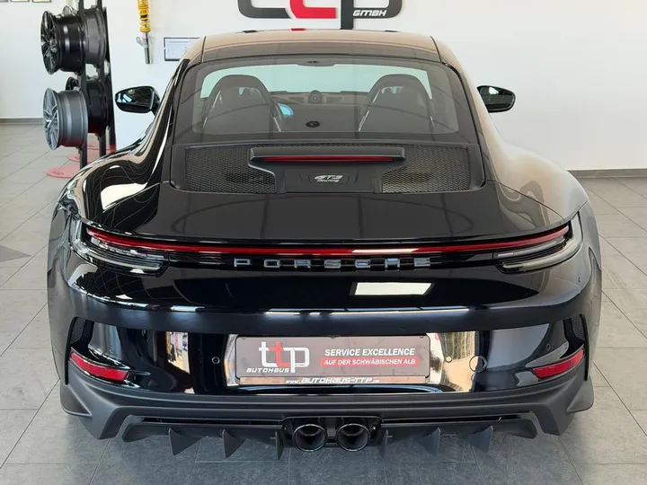 Porsche 992