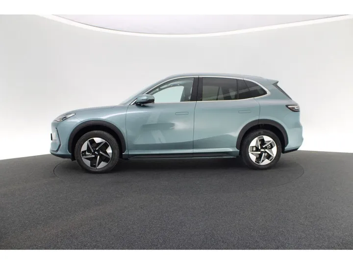 Geely E5