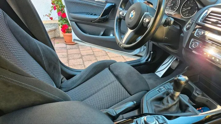 BMW 118
