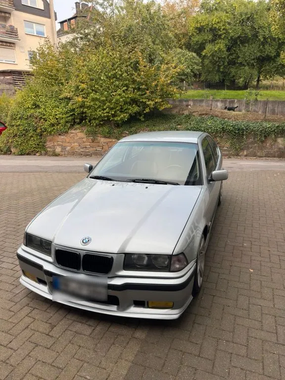 BMW 316