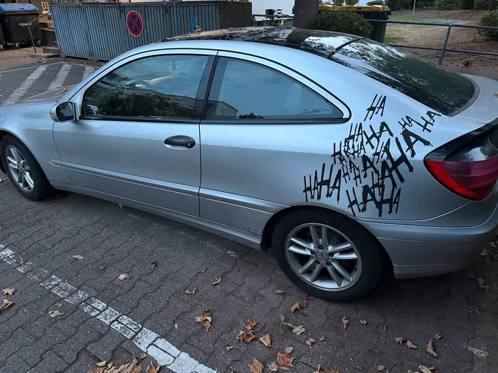 Mercedes-Benz C 180