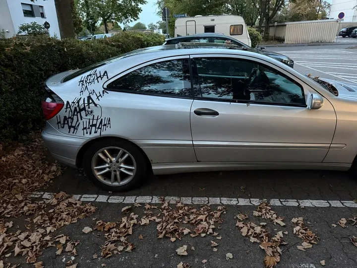 Mercedes-Benz C 180