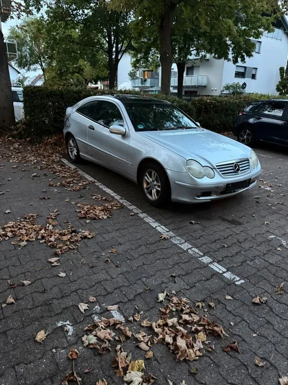 Mercedes-Benz C 180