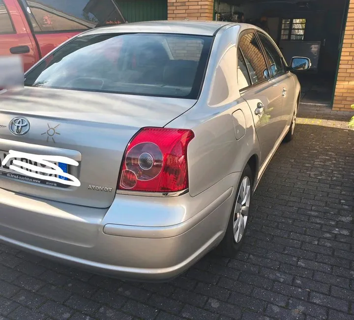 Toyota Avensis