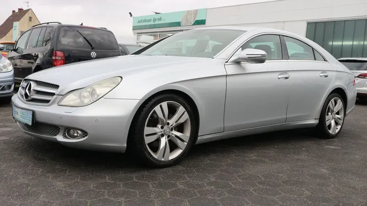 Mercedes-Benz CLS 320