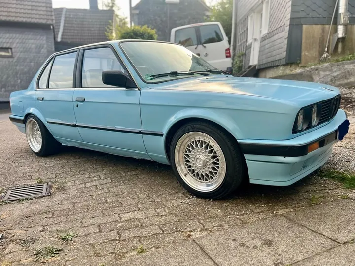 BMW 318
