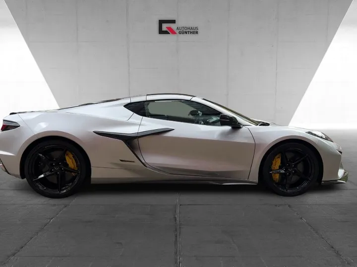 Corvette C8