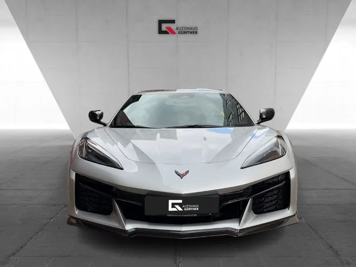 Corvette C8