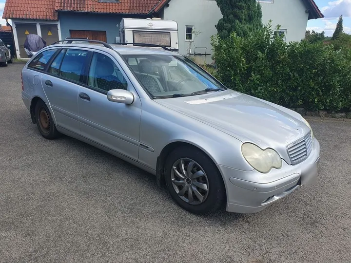 Mercedes-Benz C 180