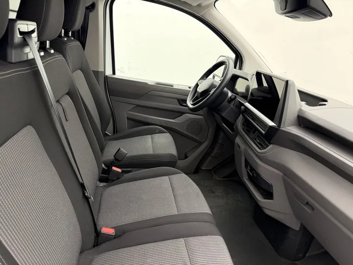 Volkswagen T7 Transporter