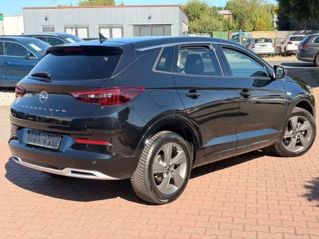 Opel Grandland (X)