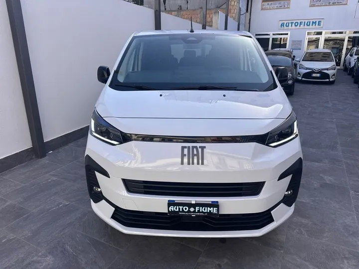 Автомобиль