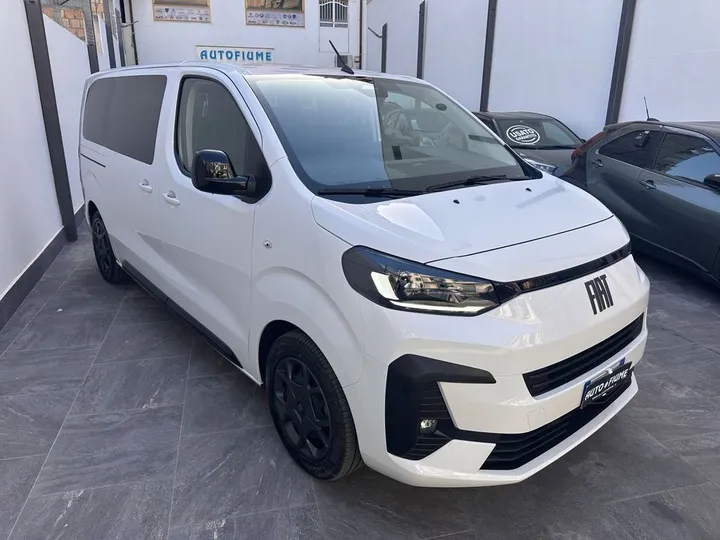 Автомобиль
