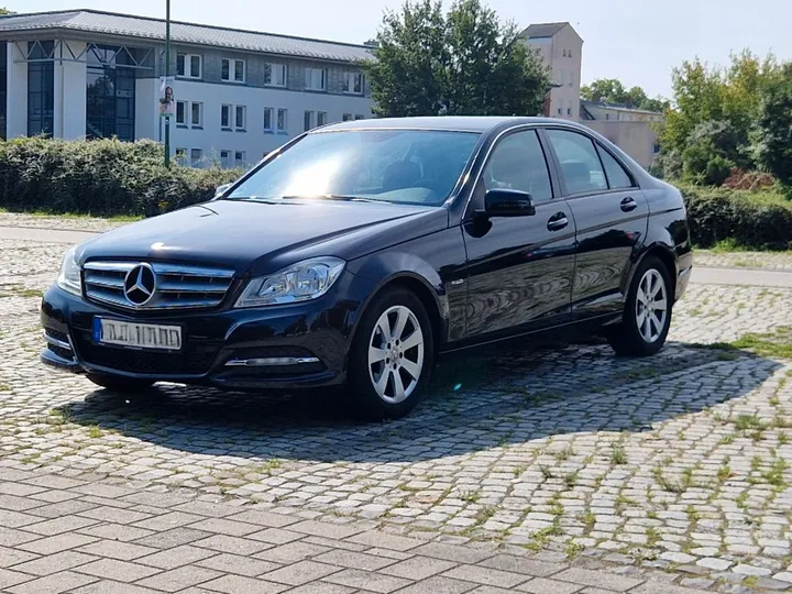 Mercedes-Benz C 180