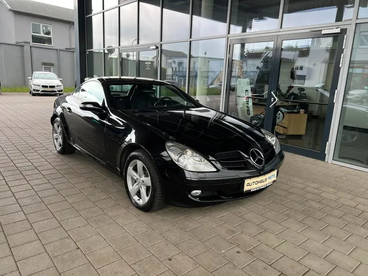 Mercedes-Benz SLK 200