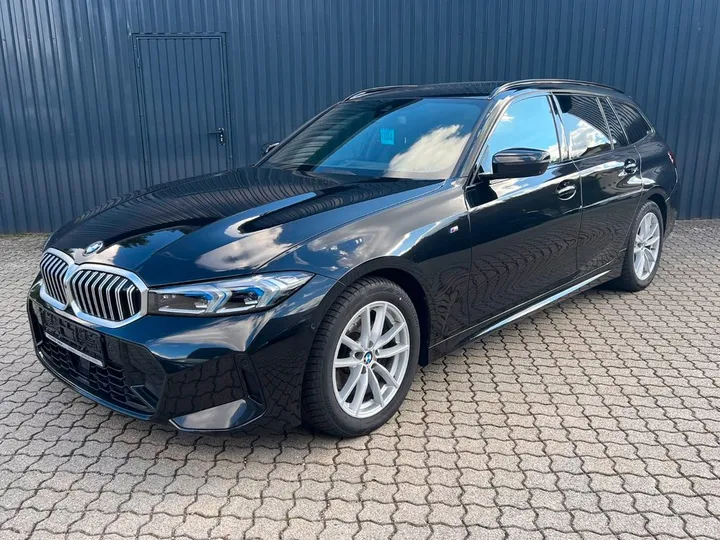 BMW 320