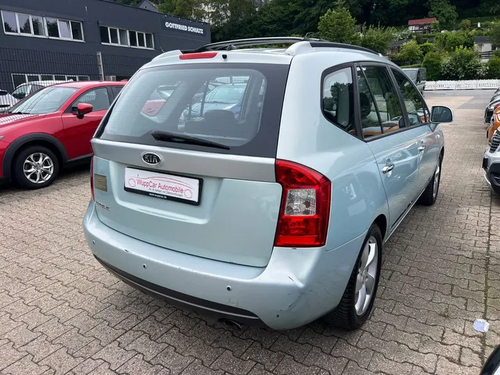 Kia Carens