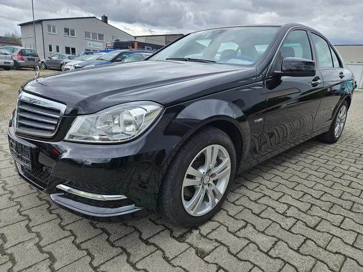 Mercedes-Benz C 220