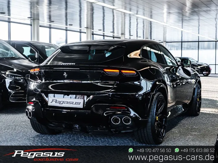 Ferrari Purosangue