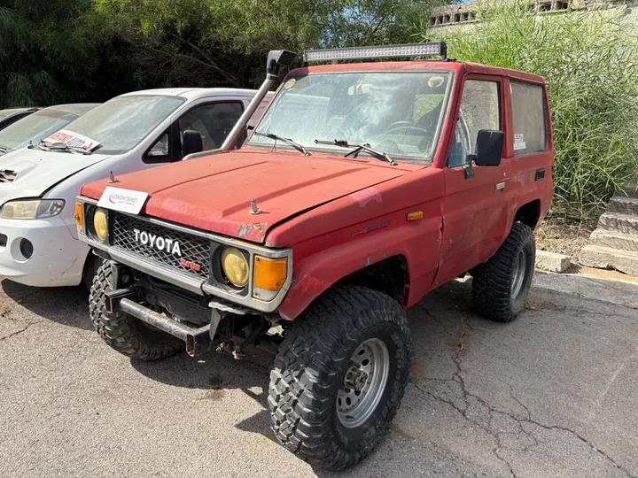 Toyota Land Cruiser