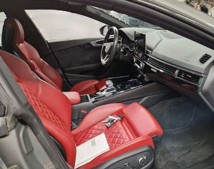 Audi S5