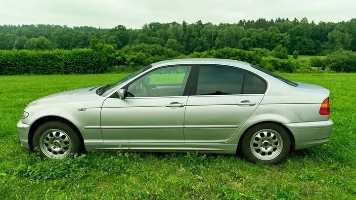 BMW 320