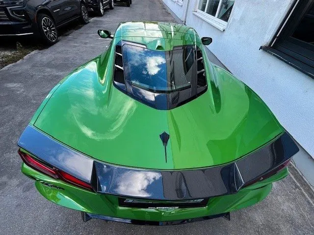 Corvette C8