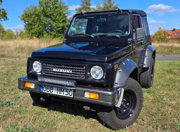 Suzuki SJ Samurai