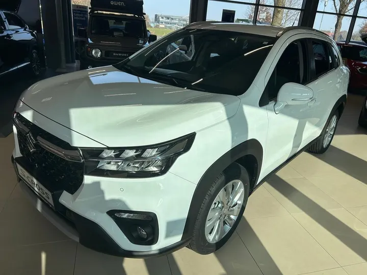 Suzuki (SX4) S-Cross
