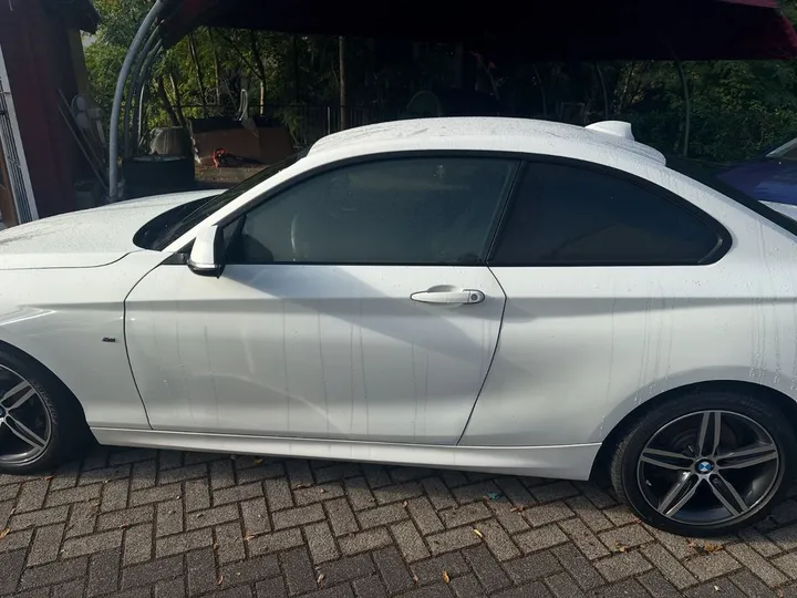 BMW 220