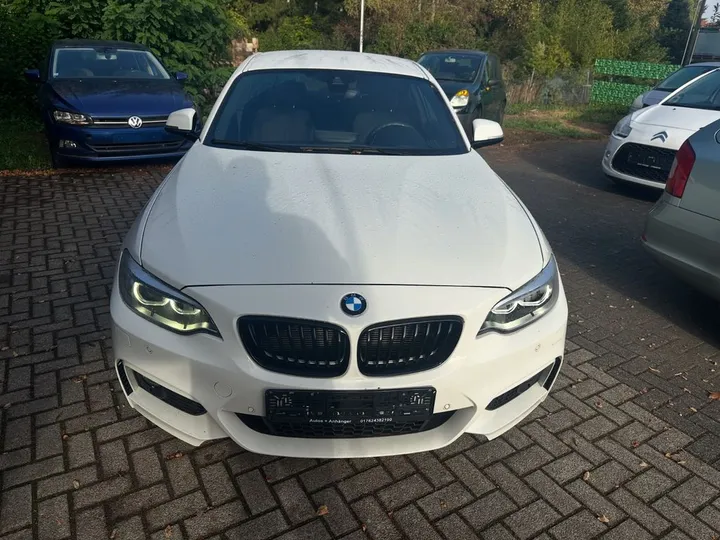 BMW 220