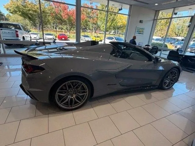 Corvette C8