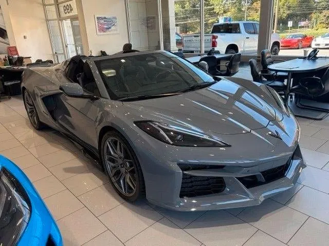 Corvette C8
