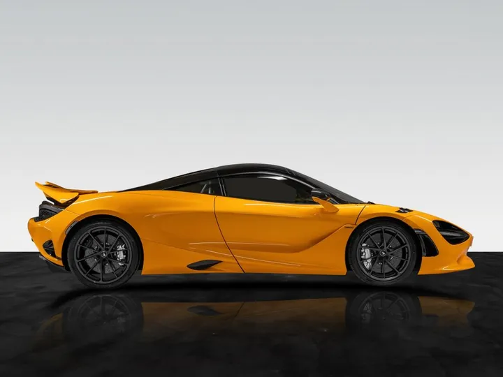 McLaren 750S