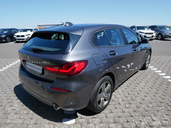 BMW 118