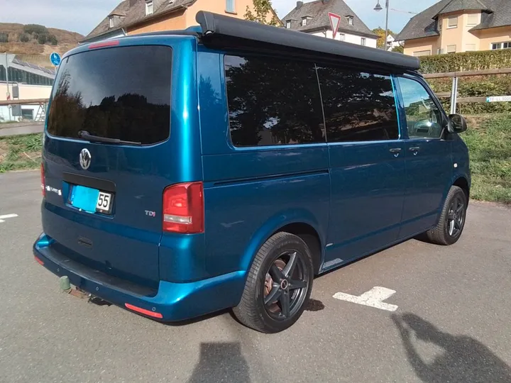 Volkswagen T5 California