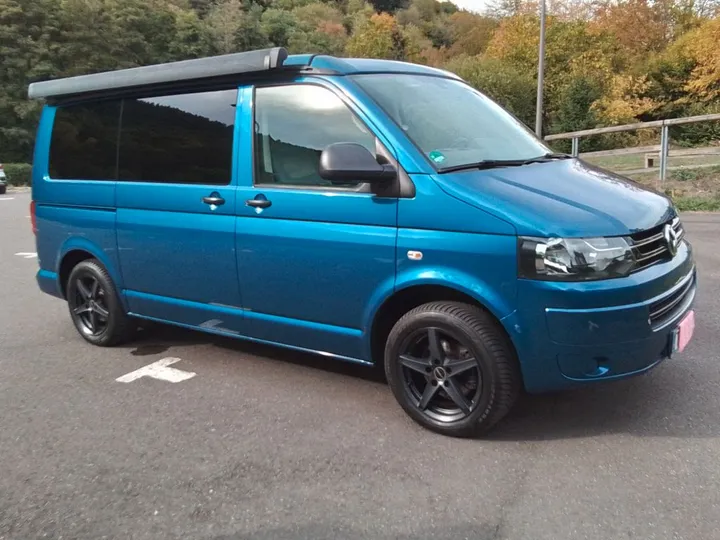 Volkswagen T5 California