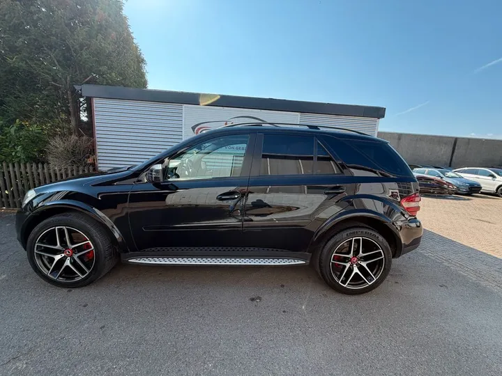 Mercedes-Benz ML 320