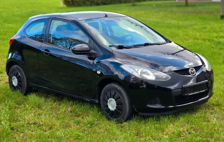 Mazda 2