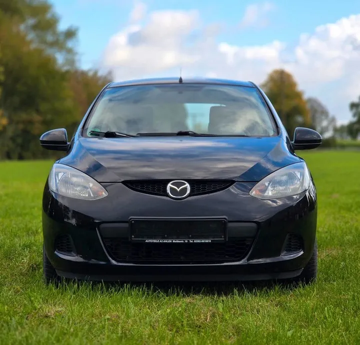 Mazda 2