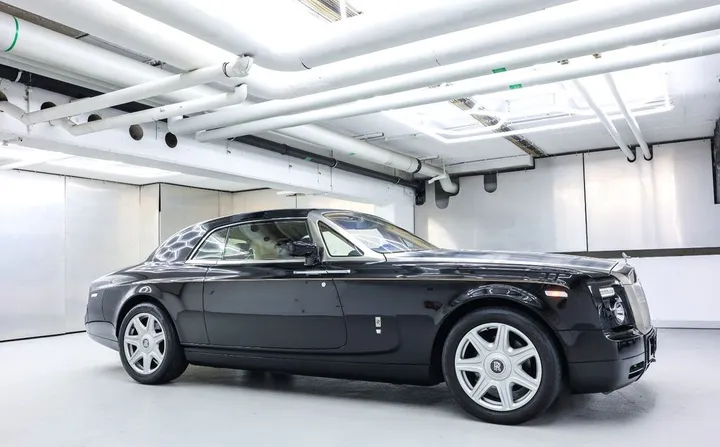 Rolls-Royce Phantom