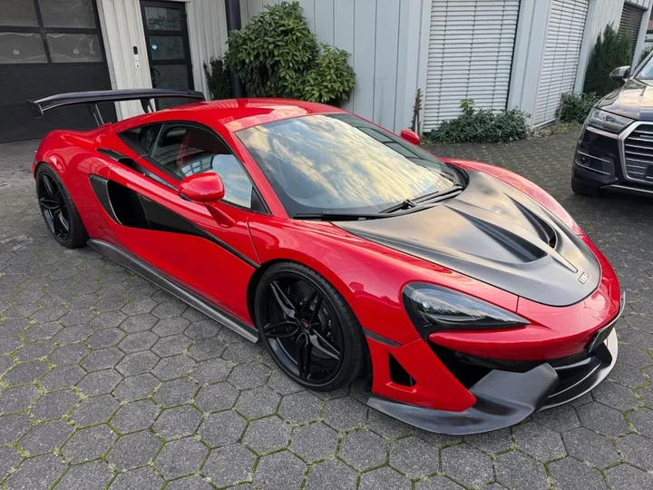 McLaren 570S