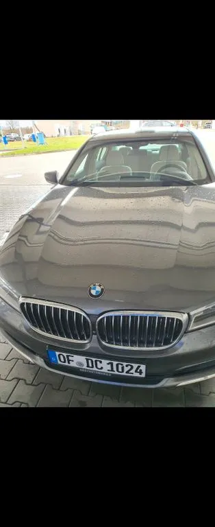 BMW 730