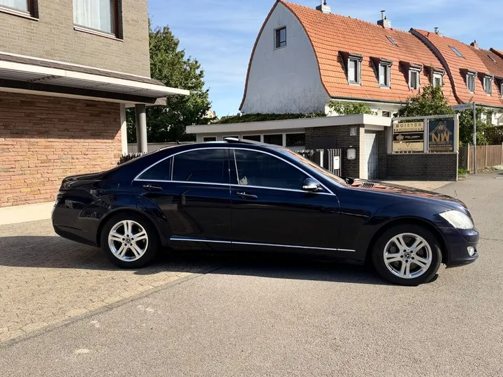 Mercedes-Benz S 320