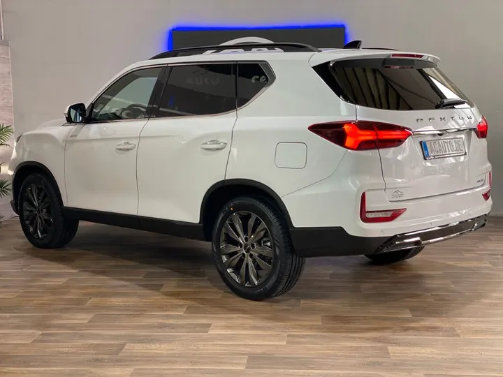 KGM Rexton